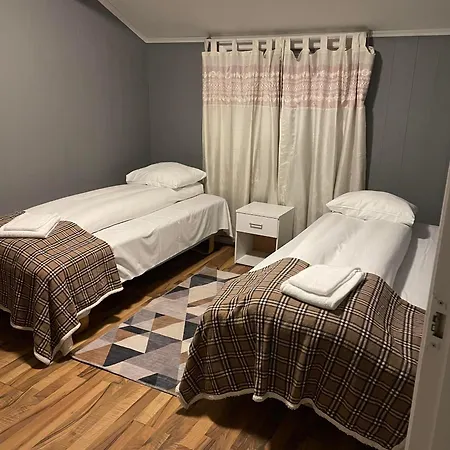 Skjervoy Lodge Tatil parkı Skjervoy