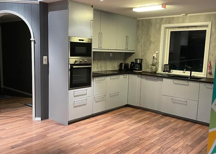 Tatil parkı Skjervoy Lodge *